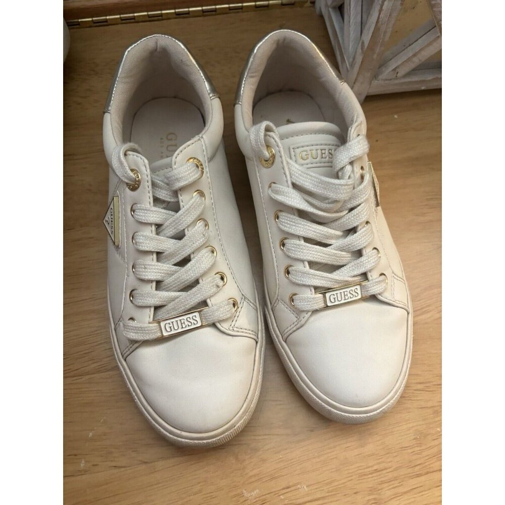 GUESS GAIA‎ Lace-Up Casual Low Top Sneakers Women's Size 7 M White/Gold